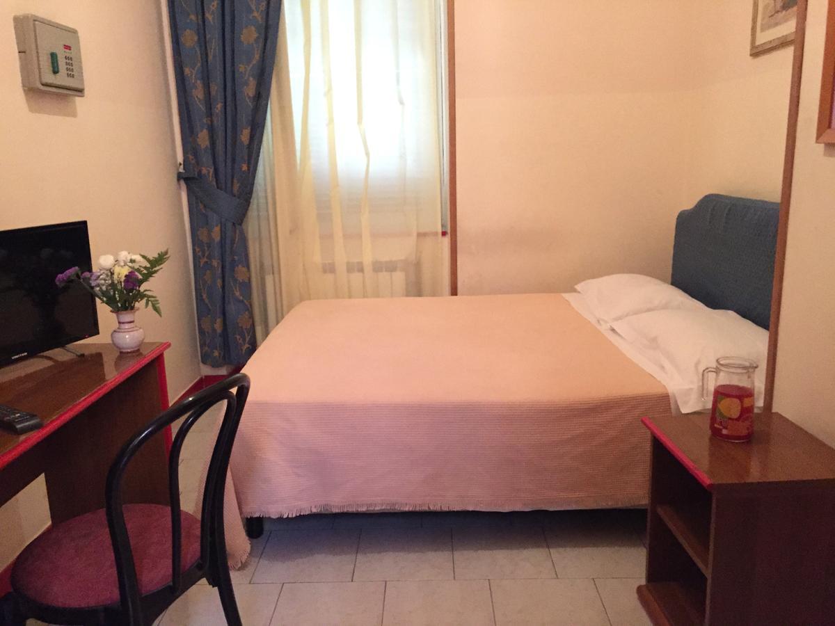 Altavilla Dieci Hotell *